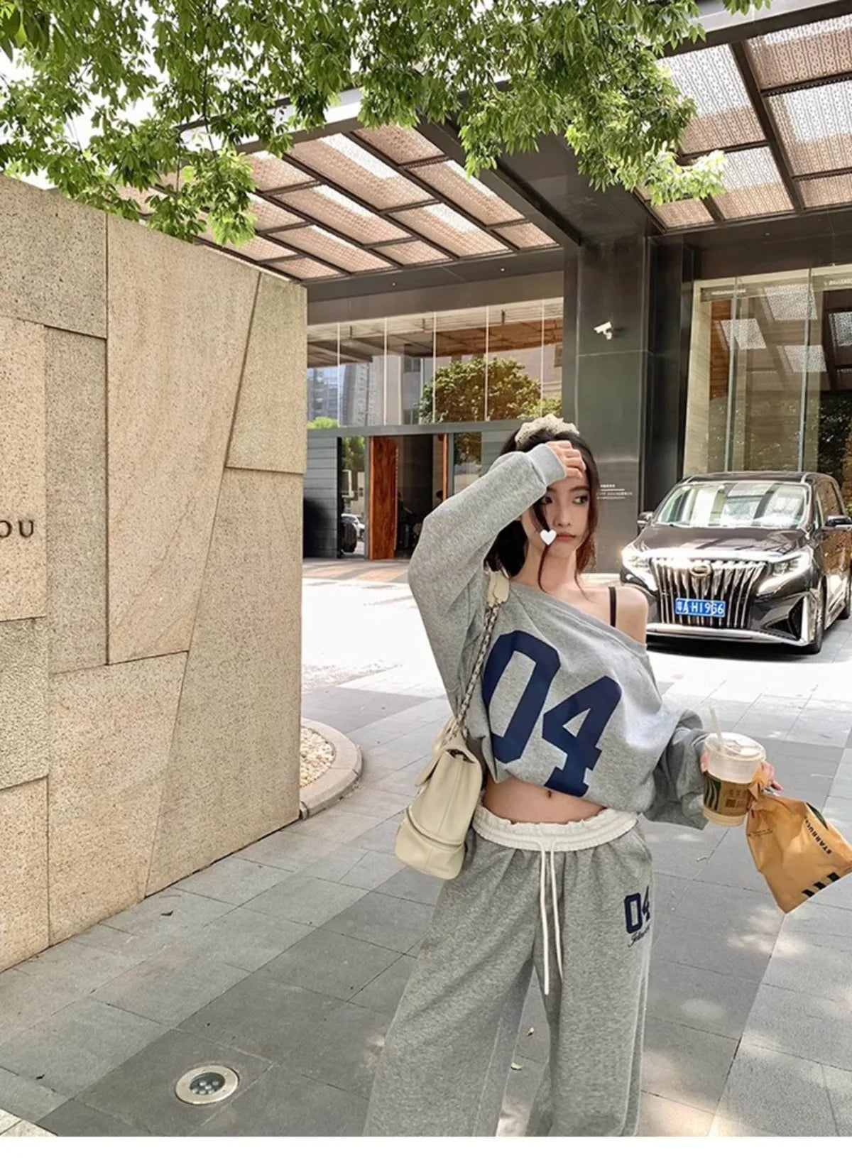 Fashion Temperament Popular Retro Sports Pants for Women in Spring and Summer High Waisted and Drooping Casual Pants Loose Pants