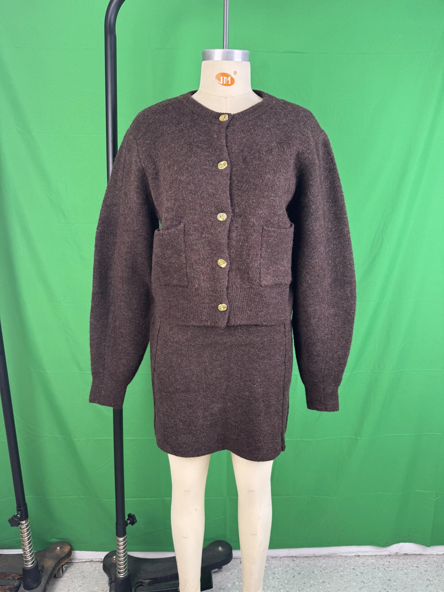 European And American Style Foreign Trade Women's Clothing New 2025 Fashion Gold Button-decorated Knitted Jacket Skirt Suit